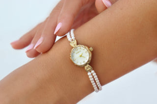 Classic Two-Pearl Vintage Timepiece